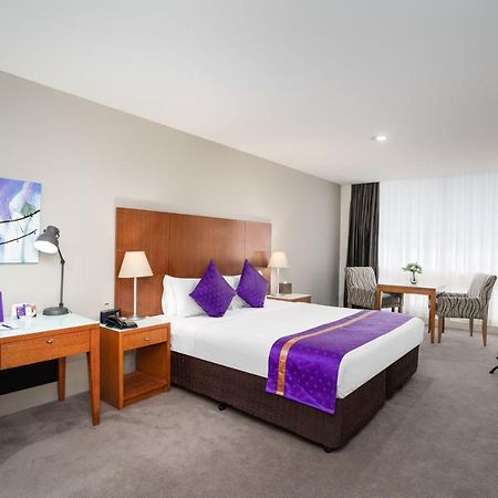 Park Regis Griffin Suites Melbourne Bagian luar foto