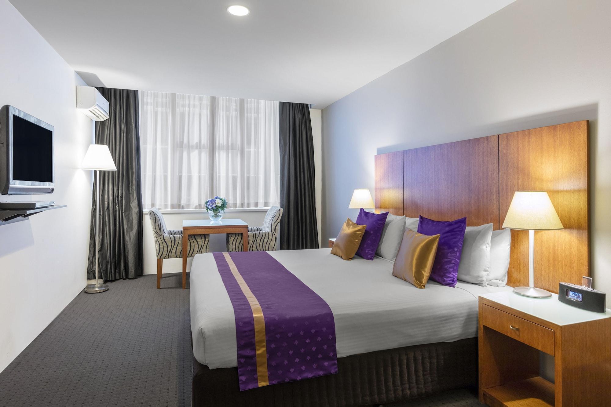 Park Regis Griffin Suites Melbourne Bagian luar foto