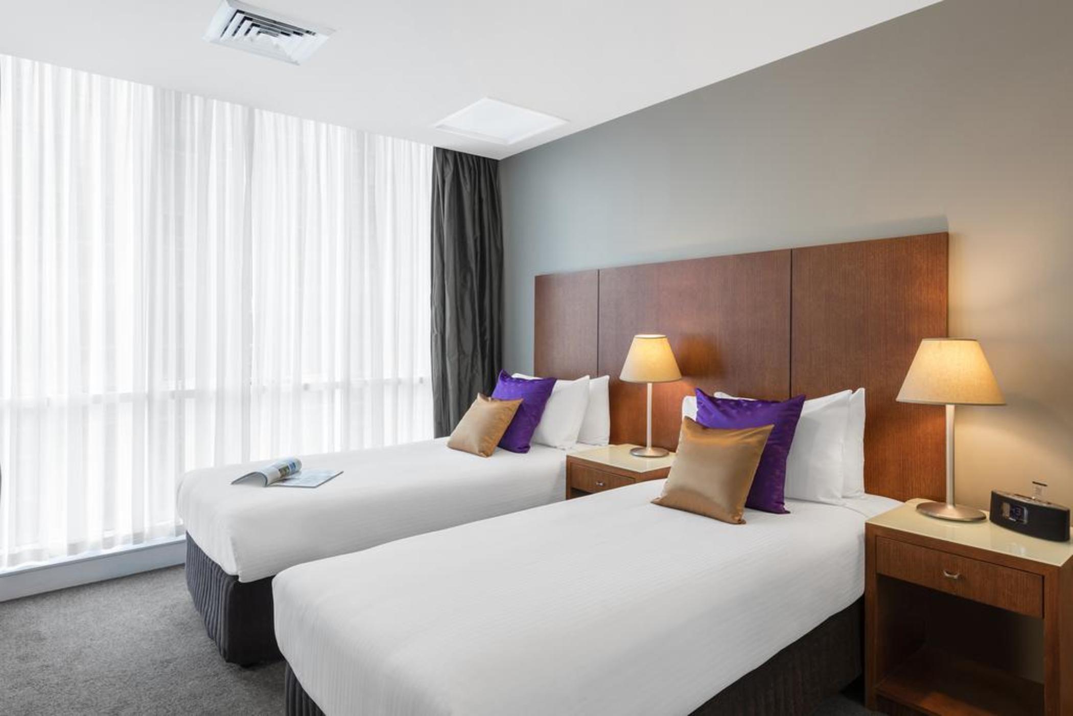 Park Regis Griffin Suites Melbourne Bagian luar foto