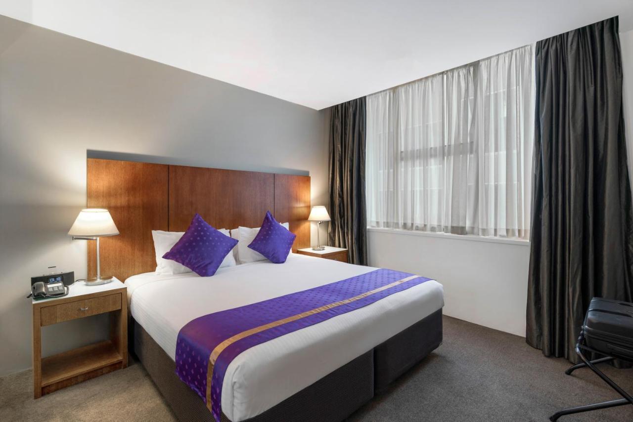 Park Regis Griffin Suites Melbourne Bagian luar foto