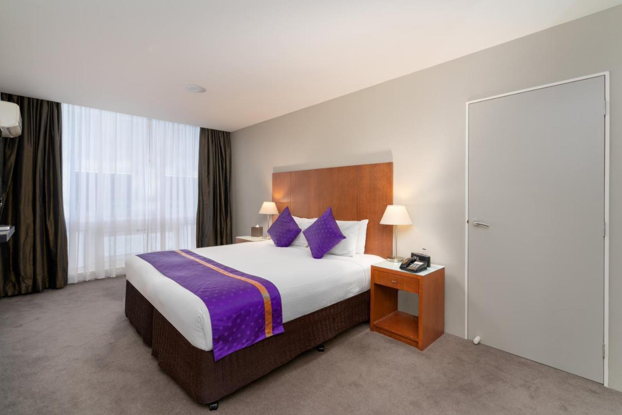 Park Regis Griffin Suites Melbourne Bagian luar foto